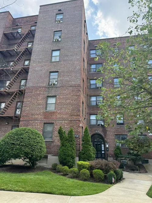 apt-1f-138 28th Rd, Flushing, NY, 11354-1835 | Card Image