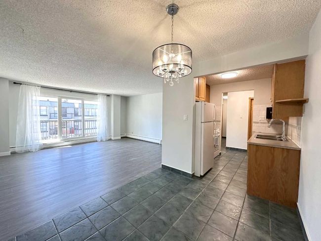 303 - 635 56 Avenue Sw, Condo with 2 bedrooms, 1 bathrooms and 1 parking in Calgary AB | Image 8