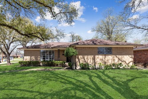 1716 Greendale Dr, Dallas, TX, 75217-2233 | Card Image
