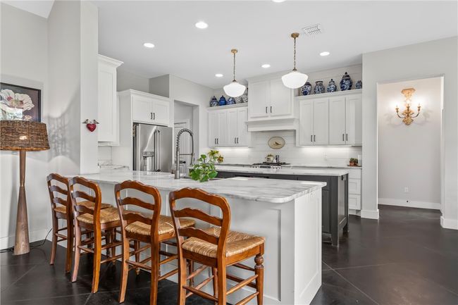 1074 Lifestyle Ln, House other with 4 bedrooms, 4 bathrooms and 2 parking in McGregor TX | Image 12