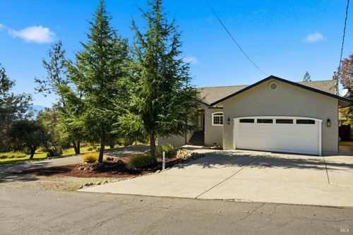 19285 Ravenhill Road, Hidden Valley Lake, CA, 95467 | Card Image