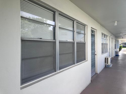 8 Cambridge A, West Palm Beach, FL, 33417-1302 | Card Image