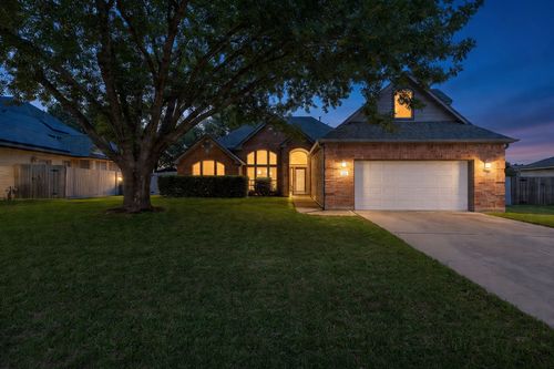 127 River Park Ln, Georgetown, TX, 78626-4607 | Card Image