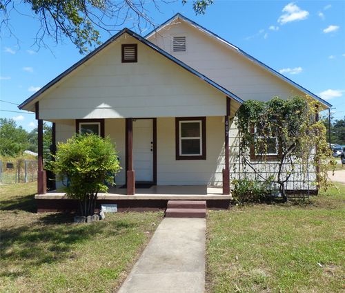 407 S China St, Brady, TX, 76825-4726 | Card Image