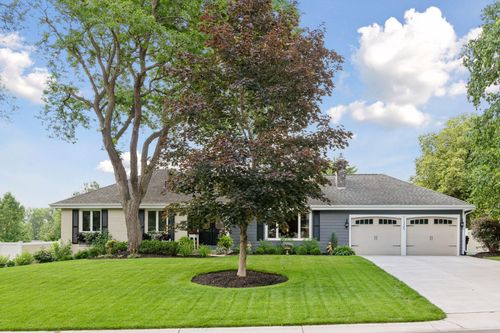 11325 65th Pl N, Maple Grove, MN, 55369-6161 | Card Image