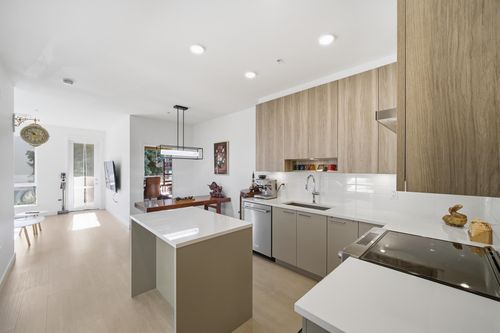 309-7588 16th St, Burnaby, BC, V3N0H8 | Card Image