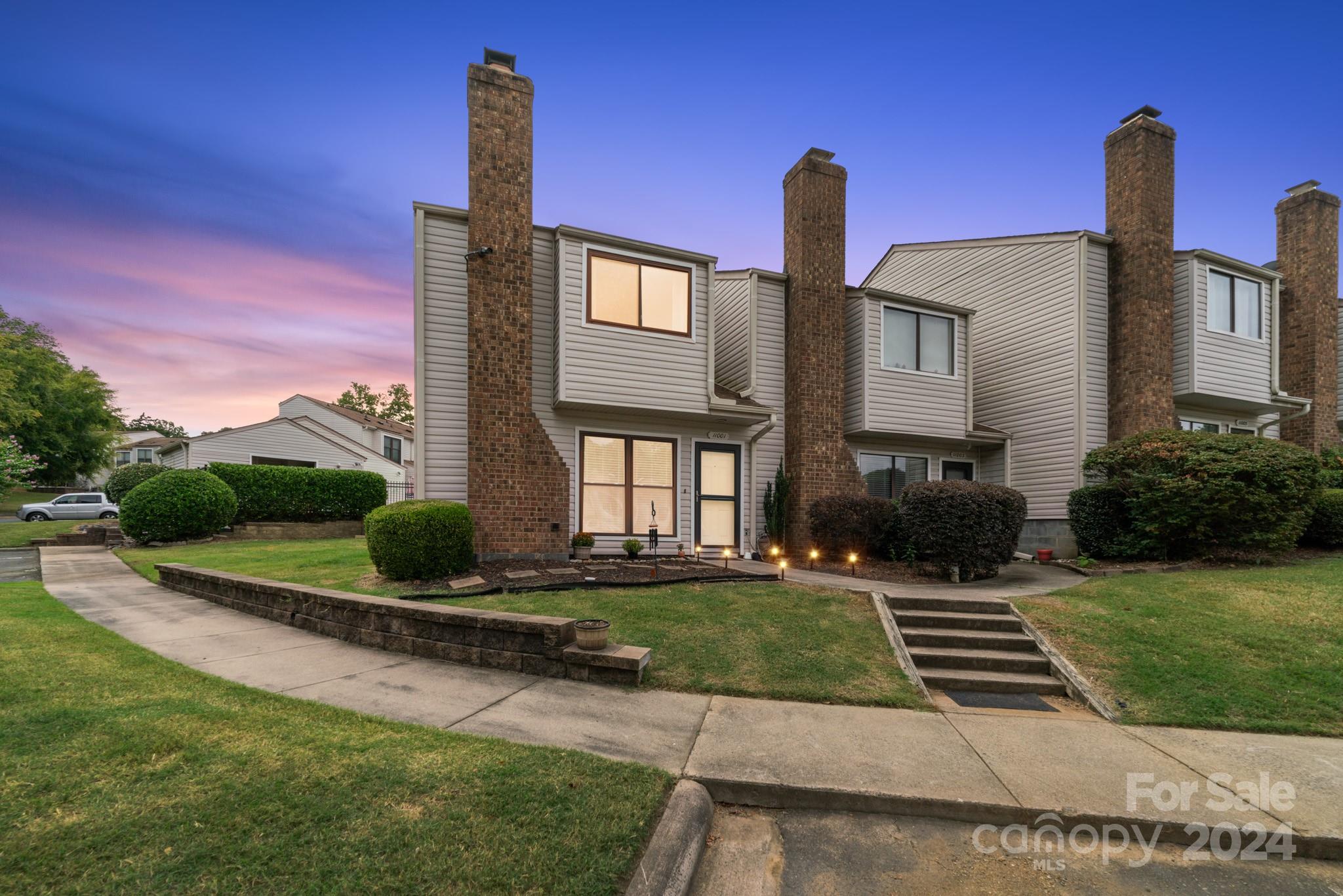 Carmel Crossing Rd, Charlotte, NC 28226