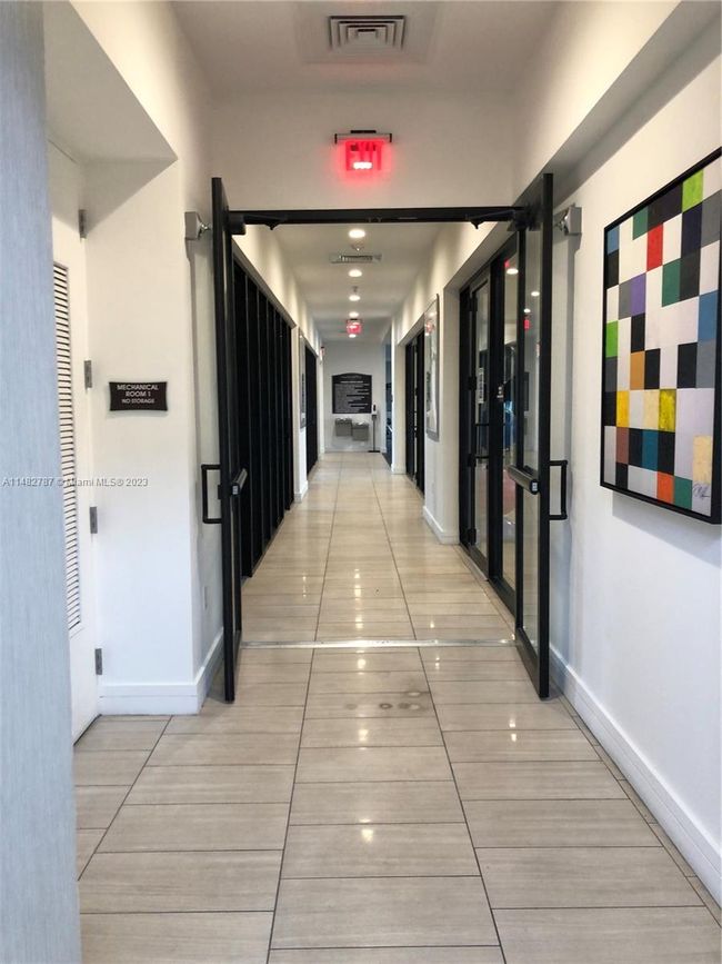 APT-203 - 10600 Nw 88 Th St, Condo with 2 bedrooms, 3 bathrooms and null parking in Doral FL | Image 17
