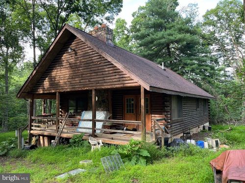 430 Homewood Hollow Ln, BERKELEY SPRINGS, WV, 25411-5951 | Card Image