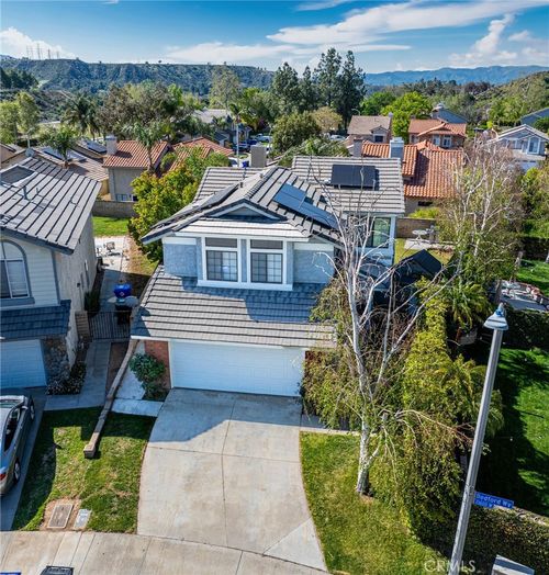 21602 Bedford Way, Saugus, CA, 91350-3937 | Card Image