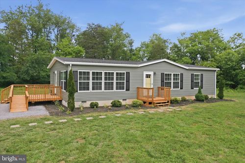 197 Hollingsworth Ct, MARTINSBURG, WV, 25405-4008 | Card Image