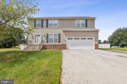 8305 Joan Pl, CLINTON, MD, 20735-2288 | Card Image