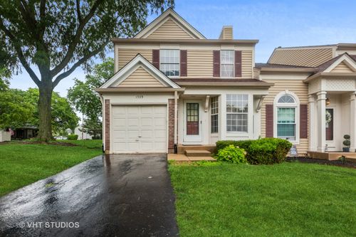1539 Apple Grove Ln, Westmont, IL, 60559-3456 | Card Image