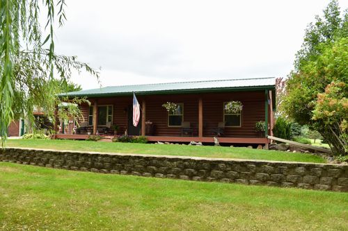 1610 Plum St, Grasston, MN, 55030-9728 | Card Image