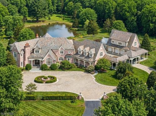 581 Pottersville Rd, Gladstone, NJ, 07934-2083 | Card Image