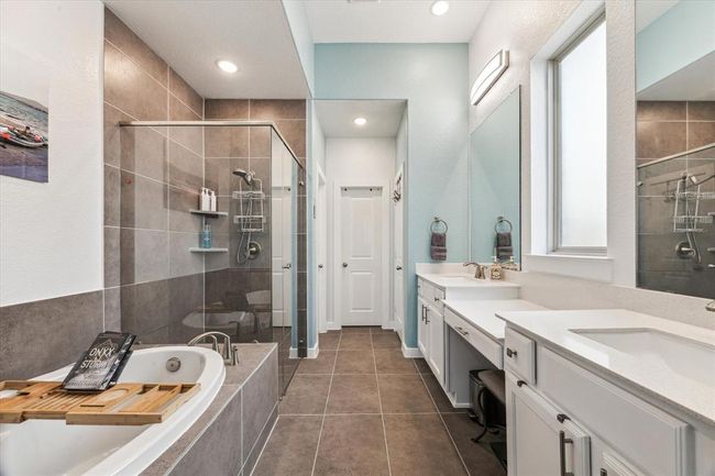 primary bath | Image 19