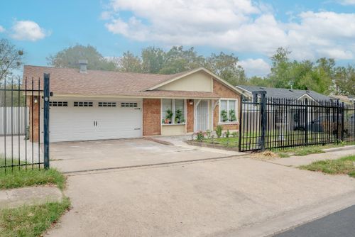 9801 Oriole Drive, Austin, TX, 78753 | Card Image