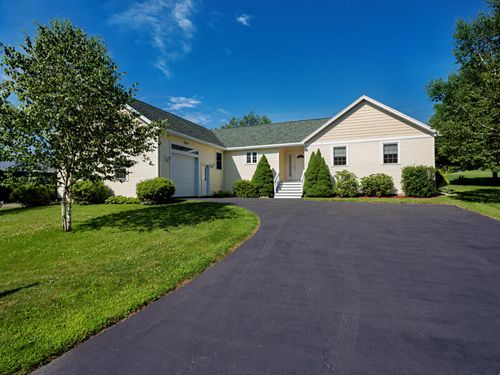 11 Knox Ridge Avenue, Thomaston, ME, 04861 | Card Image