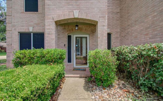 3203 Blaesser Dr, House other with 4 bedrooms, 3 bathrooms and 2 parking in Pearland TX | Image 8