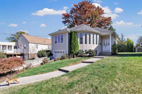 54 Warner Ave, Middletown, CT, 06457-4445 | Card Image