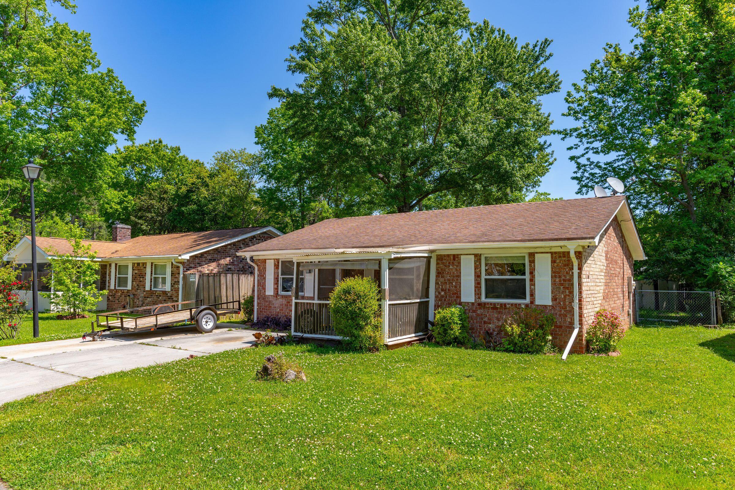 Elmwood Pl, Goose Creek, SC 29445