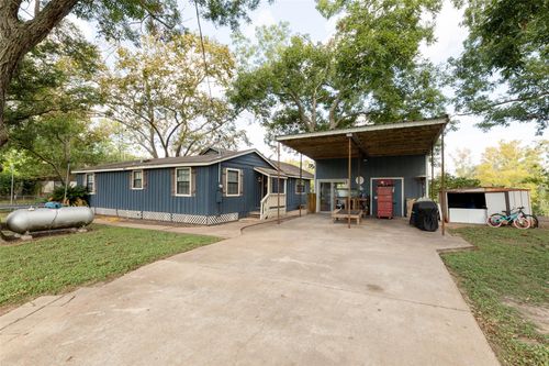 505 Pecan Valley Dr, Wharton, TX, 77488-9041 | Card Image