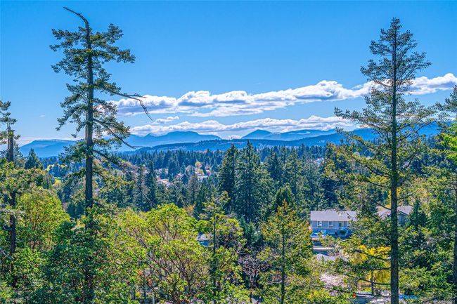 109 - 1217 Manzanita Pl, House other with 4 bedrooms, 4 bathrooms and 4 parking in Nanaimo BC | Image 41
