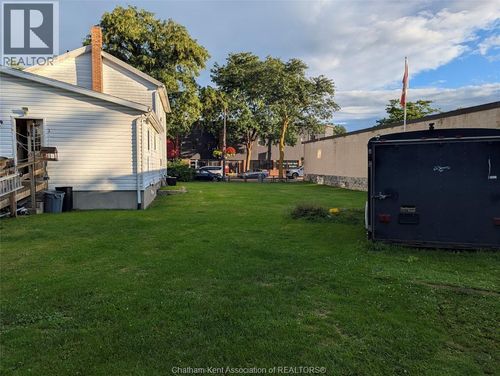 68 London Rd, Thamesville, ON, N0P2K0 | Card Image