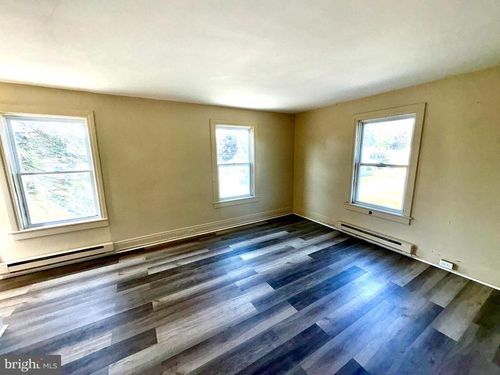 2-1403 E Derry Rd, HERSHEY, PA, 17033-1189 | Card Image