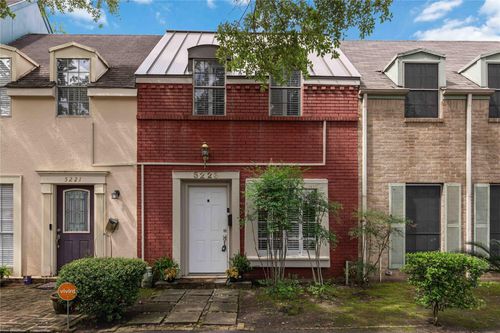 5223 Arboles Dr, Houston, TX, 77035-2803 | Card Image