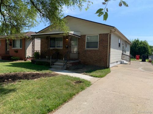 25380 Blair St, Roseville, MI, 48066-4428 | Card Image