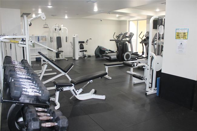 APT-1707 - 520 Se 5 Th Ave, Condo with 1 bedrooms, 1 bathrooms and null parking in Fort Lauderdale FL | Image 41