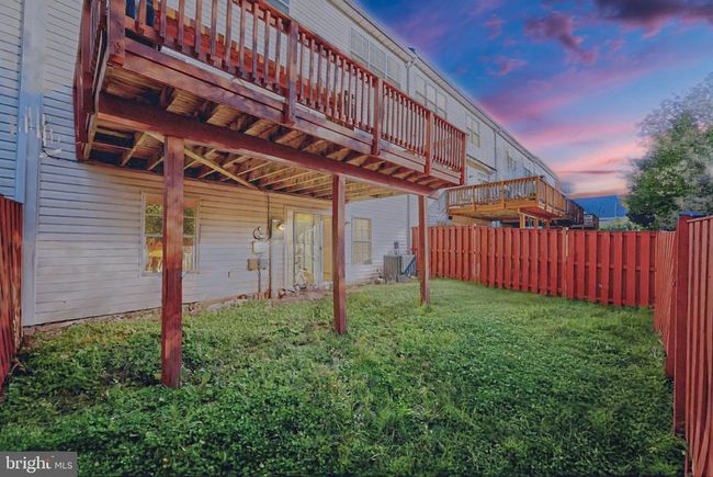 8182 Cobble Pond Way, Townhouse with 4 bedrooms, 3 bathrooms and null parking in MANASSAS VA | Image 53