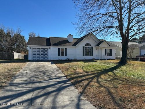 122 Horse Shoe Bnd, Jacksonville, NC, 28546-9775 | Card Image