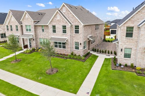 2612 Red Tailed Hawk Ln, McKinney, TX, 75071-0680 | Card Image