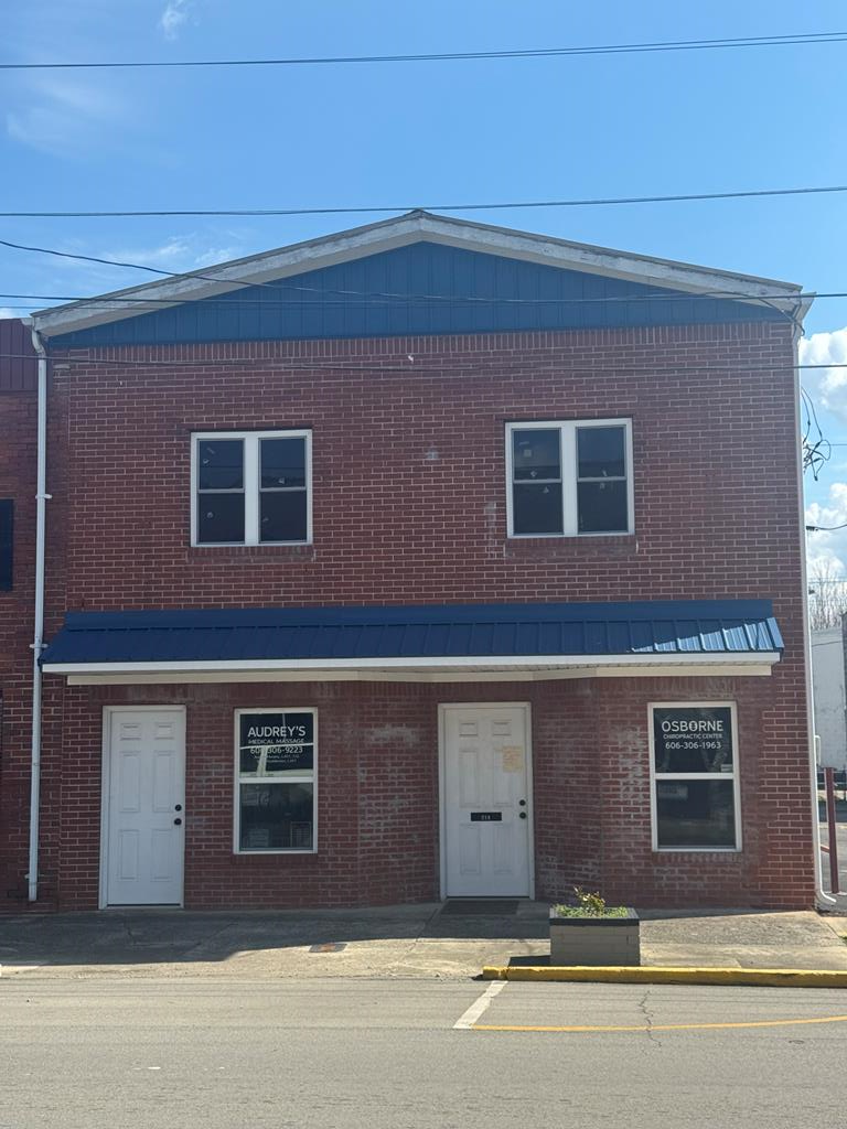 214 S Washington St, Albany, KY 42602