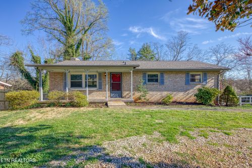 7216 Deane Hill Dr, Knoxville, TN, 37919-5828 | Card Image