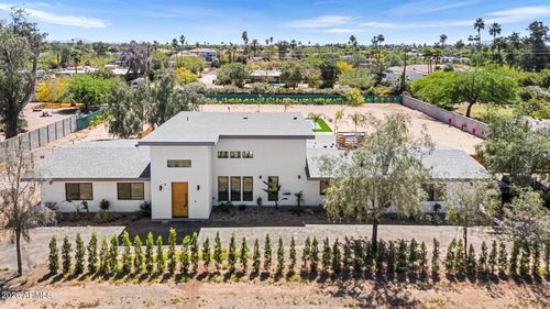 8621 E Indian Bend Rd, Scottsdale, AZ, 85250-4916 | Card Image