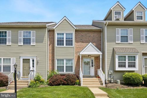 76 Louis James Ct, UPPER CHICHESTER, PA, 19014-3357 | Card Image