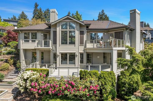 11257 Ne 37th Pl, Bellevue, WA, 98004-7694 | Card Image