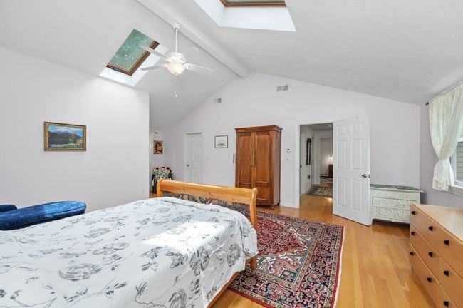 18 Edgewood Rd, House other with 5 bedrooms, 3 bathrooms and 4 parking in Westwood MA | Image 21