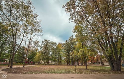 6670 Crown Dr, Brownsburg, IN, 46112-8462 | Card Image