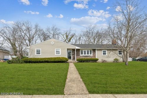 26 Lexington Rd, Howell, NJ, 07731-2140 | Card Image