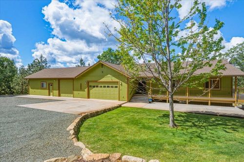 14038 Greenhaven Ln, Grass Valley, CA, 95945-8618 | Card Image