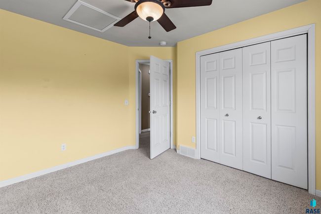 1313 W Creekside Dr, House other with 5 bedrooms, 3 bathrooms and null parking in Brandon SD | Image 22