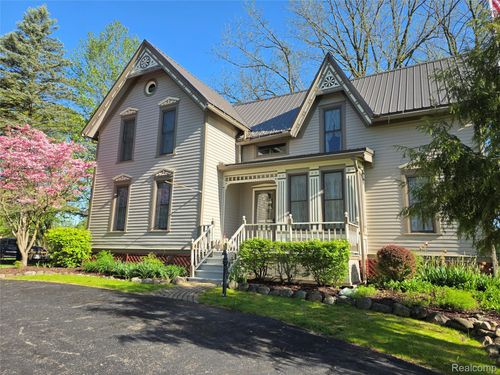 3801 Hollow Corners Rd, Dryden, MI, 48428-9727 | Card Image