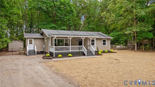 334 Eagle View Ln, Bumpass, VA, 23024-4204 | Card Image