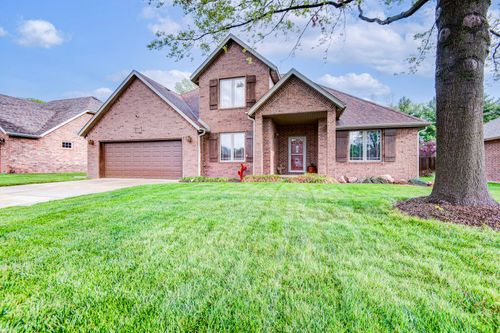 1811 W Village Ln, Springfield, MO, 65807-4052 | Card Image