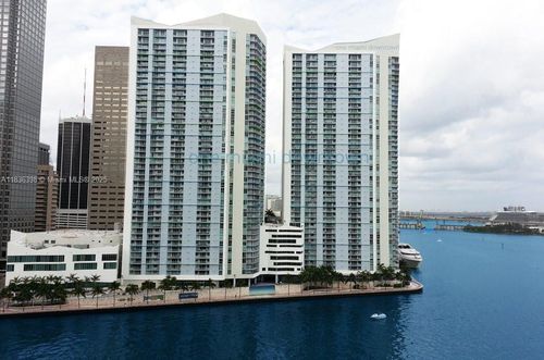 apt-2006-335 S Biscayne Blvd, Miami, FL, 33131-2330 | Card Image