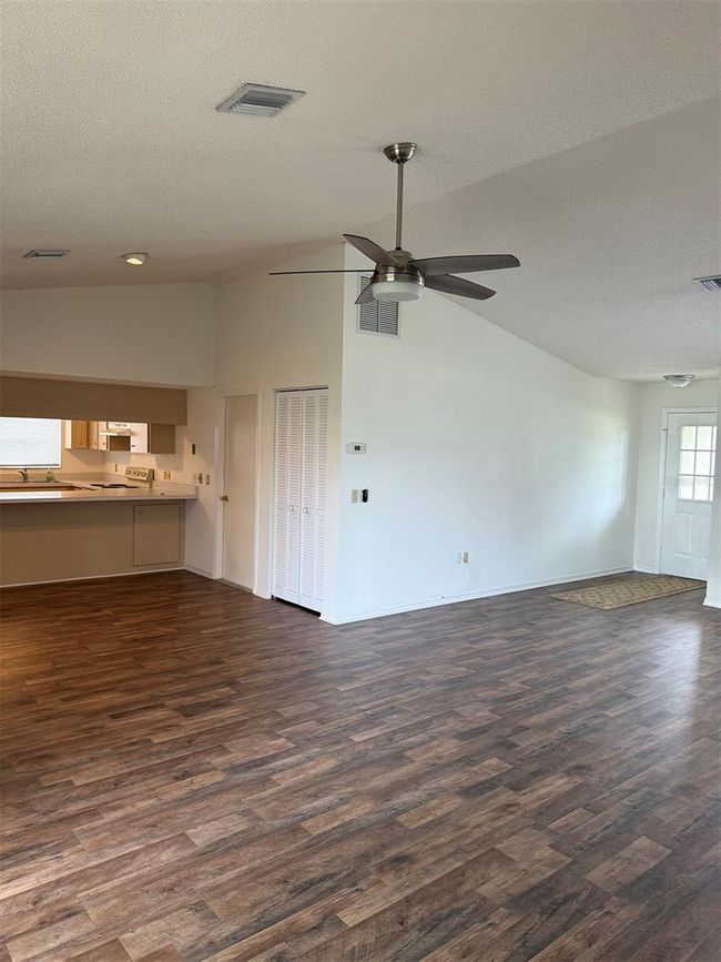 1441 Strada D Oro, House other with 3 bedrooms, 2 bathrooms and null parking in VENICE FL | Image 27